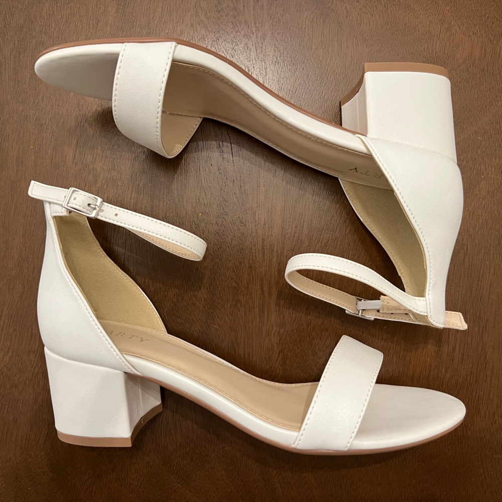 Party White Block Heel Sandals | Bridal shower | Wedding | Never Worn